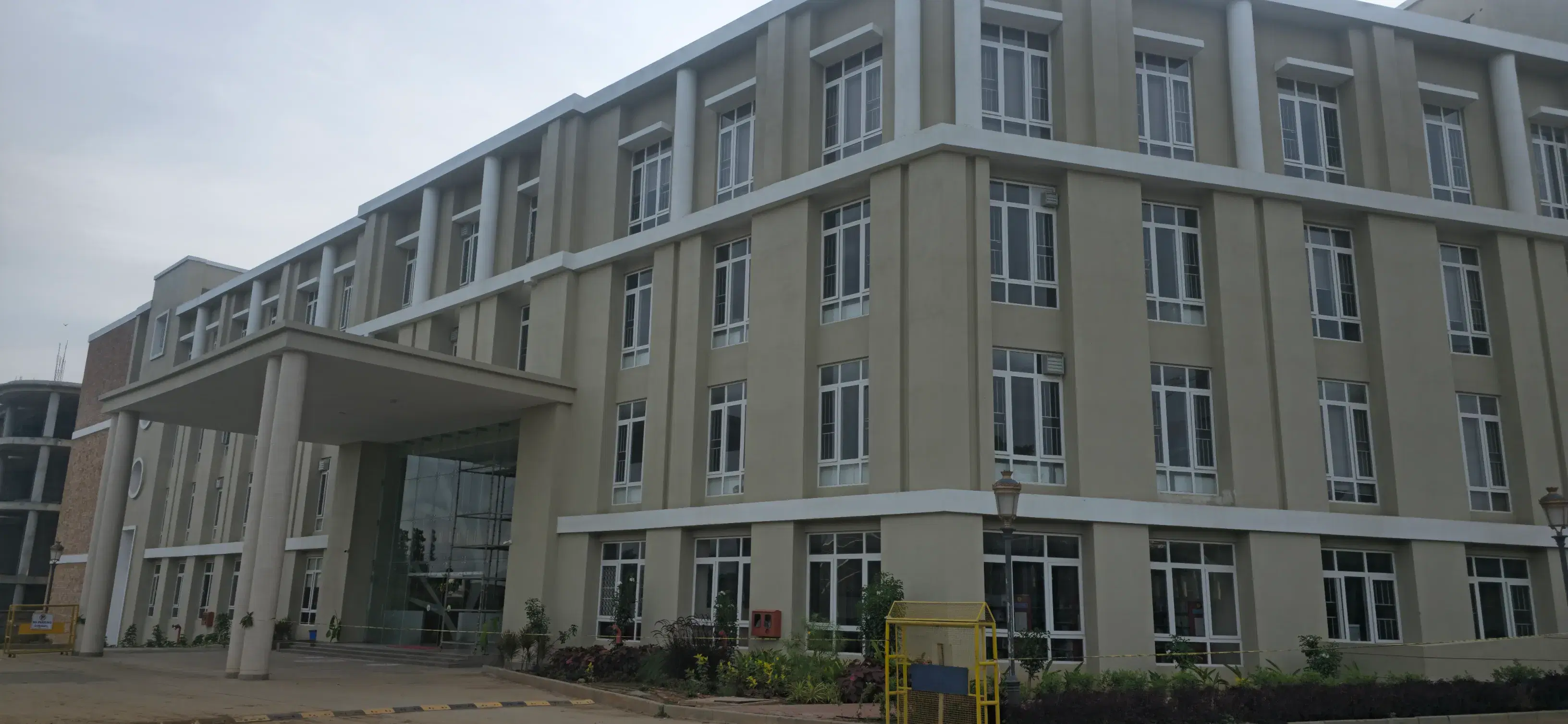 Dayananda Sagar University Bangalore Academic Building photo 17